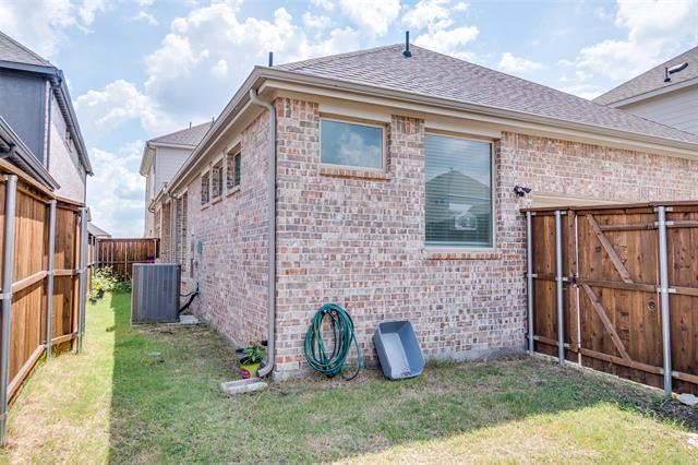 Building Photo - 1521 Buckeye Trl