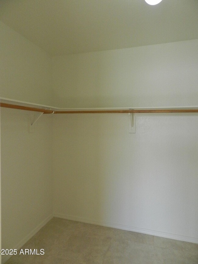 Building Photo - 13191 W Alvarado Cir