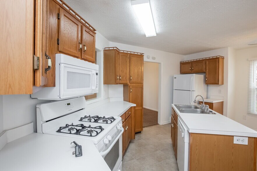 Building Photo - 3729 Winding Trail Ct