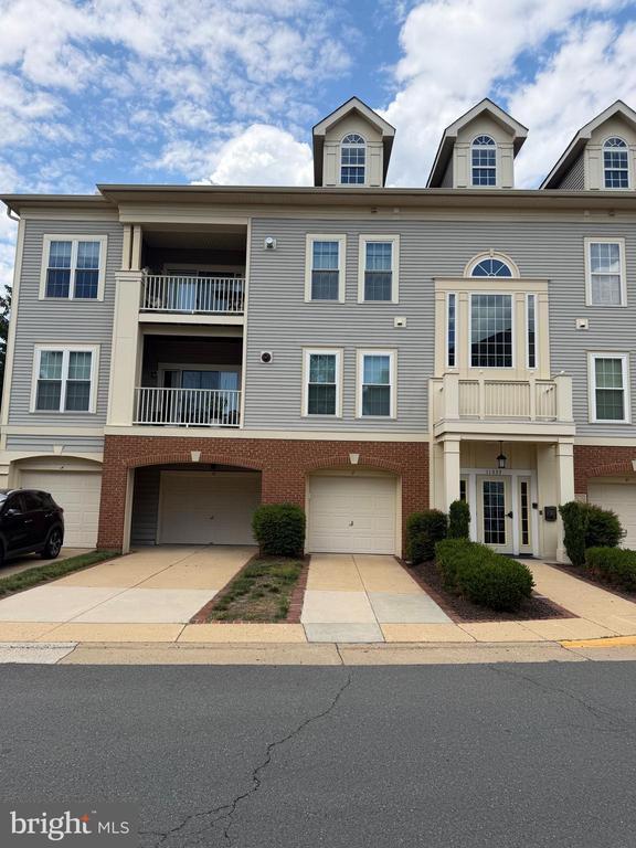 Building Photo - 11333 Westbrook Mill Ln