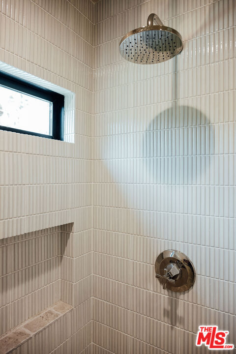 Building Photo - 1560 S Calle Palo Fierro