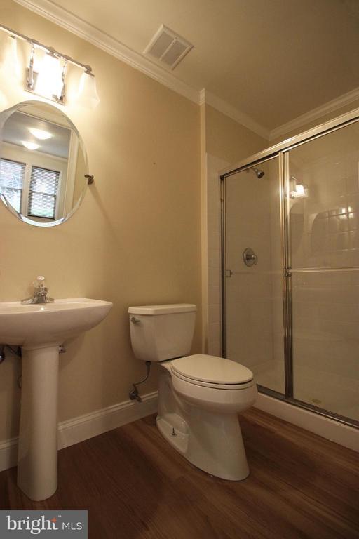 Building Photo - 10470 Courtney Dr