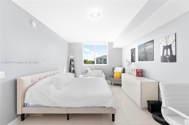 Building Photo - 7751 NW 107th Ave