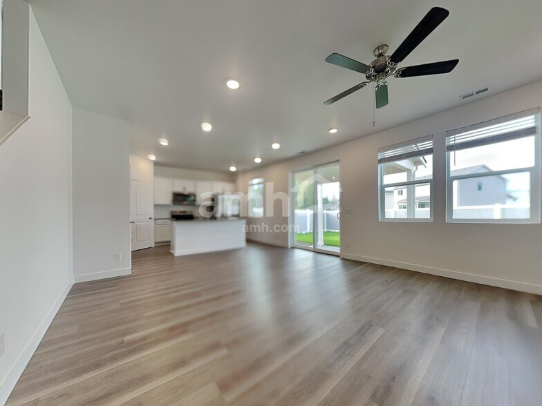 Building Photo - 146 Bee Tree Blvd