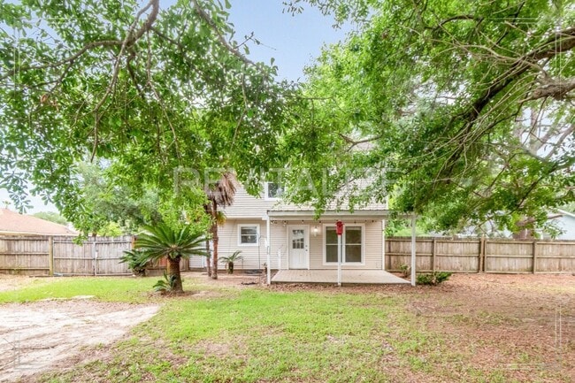 Building Photo - 9490 Cinder Dr