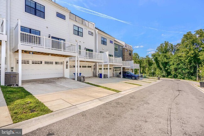 Building Photo - 11409 Starlight Pl