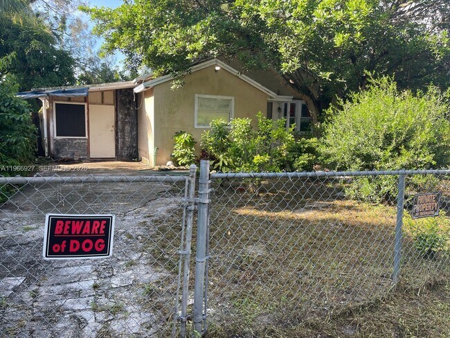 Building Photo - 750 NW 118th St