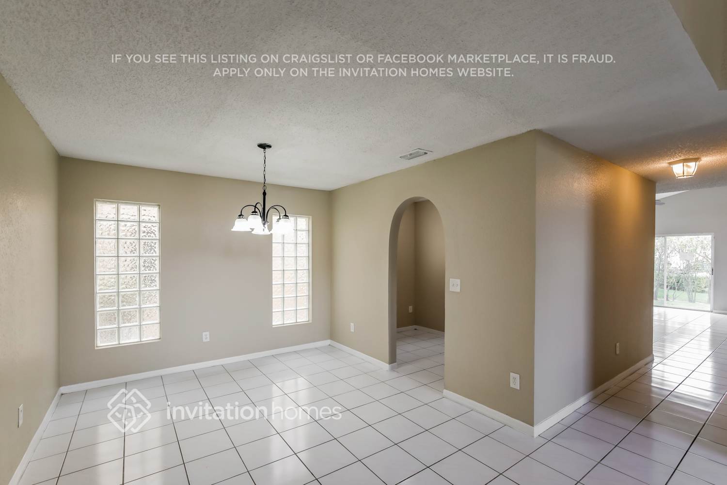 Building Photo - 1614 SW 158th Terrace