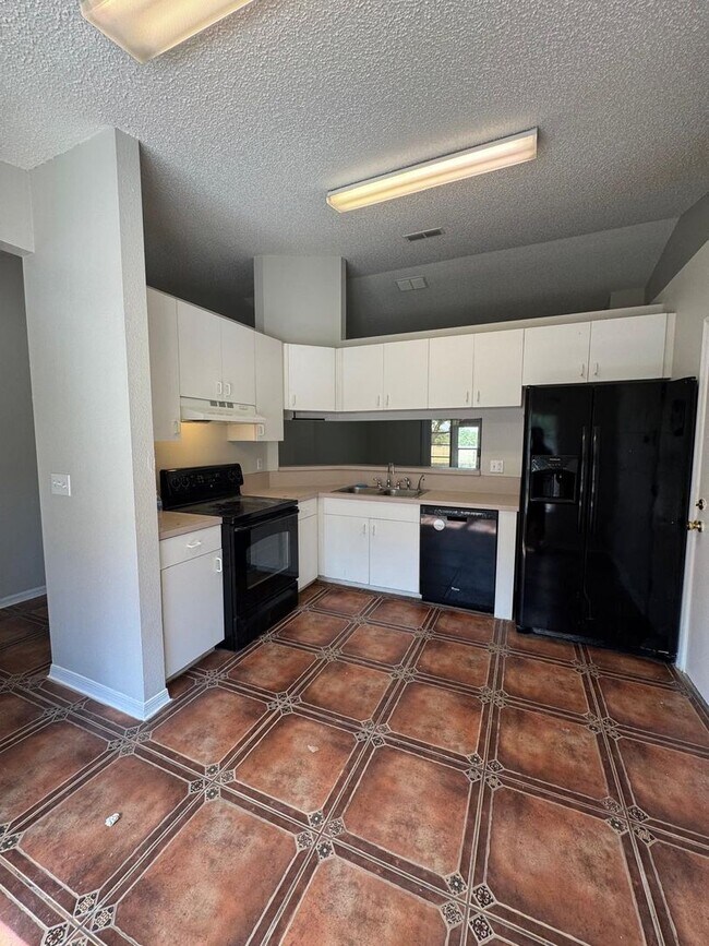 Building Photo - Glenridge 3/2 Home Located in Lakeland