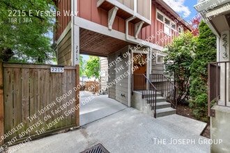 Building Photo - 2215 E Yesler Wy