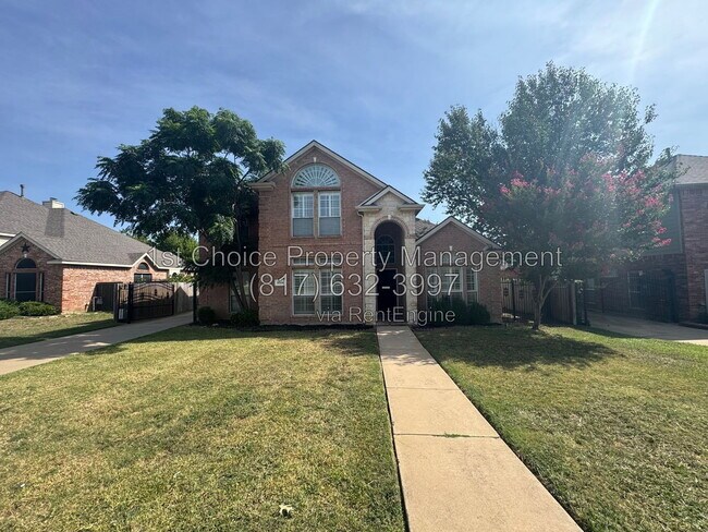Building Photo - 3006 Upland Dr