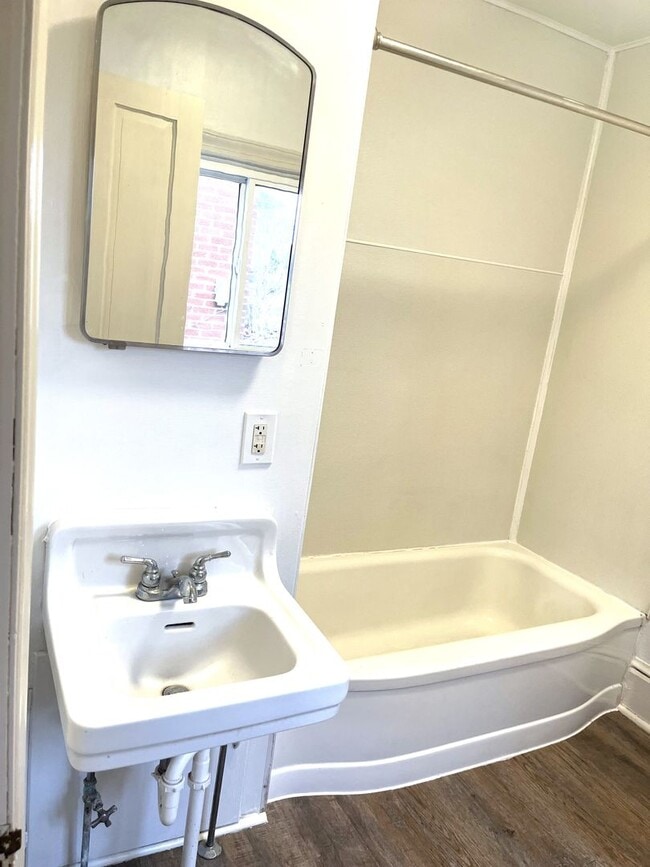 Building Photo - 7325 Molly Pitcher Hwy