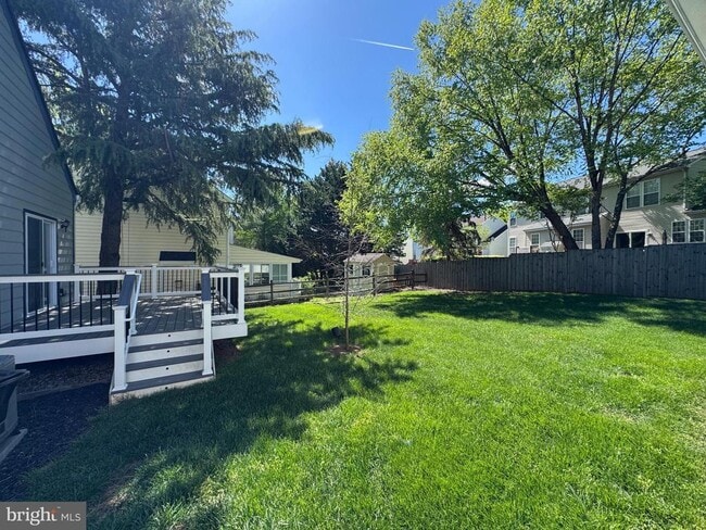 Building Photo - 15 Linden Hill Way SW