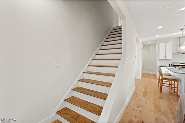 Building Photo - 4210 Peach Ct