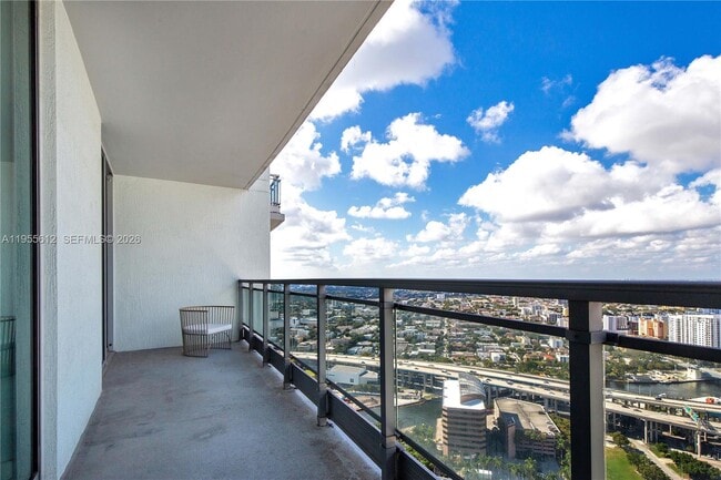 Building Photo - 90 SW 3rd St