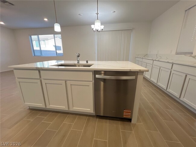 Building Photo - 7470 S Pioneer Way