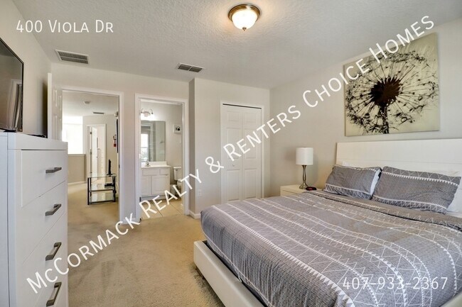 Building Photo - 400 Viola Dr