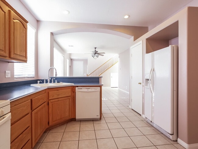 Building Photo - 8413 Barossa Ct