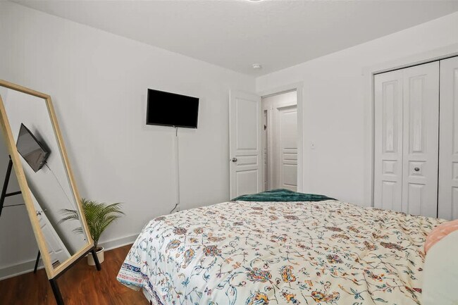 Building Photo - 11230 Silver River Loop