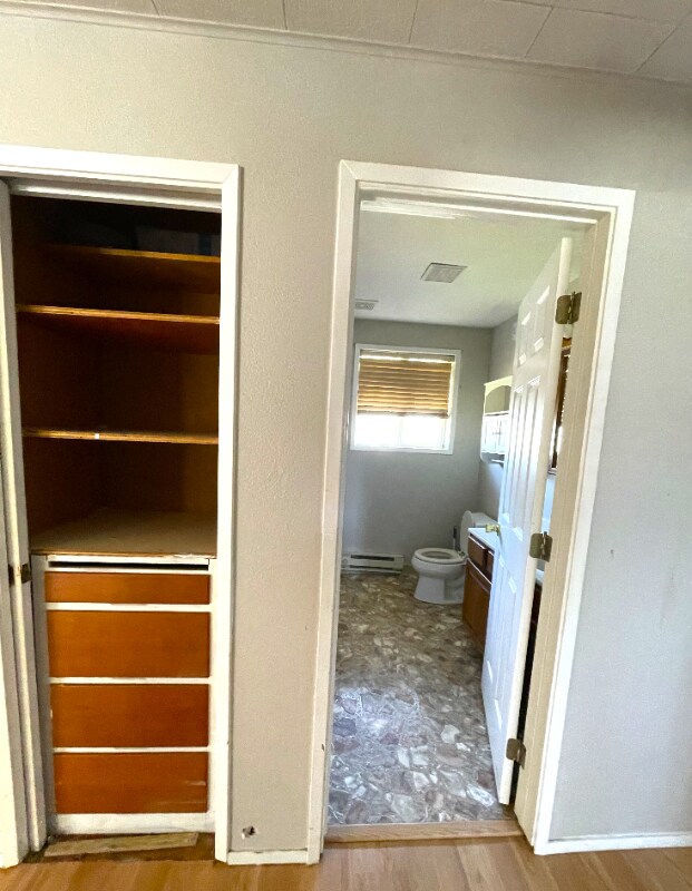 Building Photo - 1112 Yew St