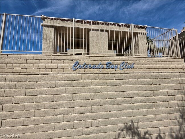 Building Photo - 2200 Highpointe Dr