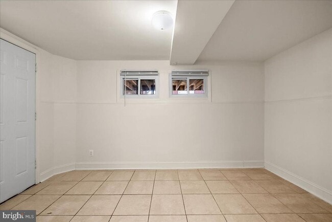 Building Photo - 6416 Blair Rd NW