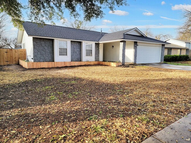 Building Photo - Beautiful 3 BR / 2 BA Home for Rent in Rou...
