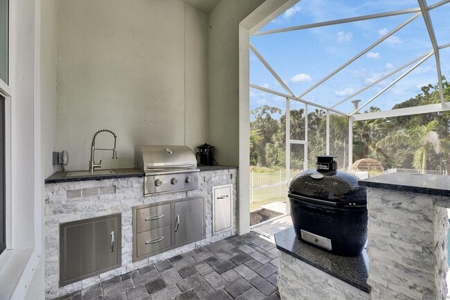 Building Photo - 706 Manns Harbor Dr