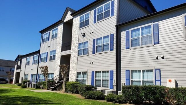 Building Photo - 10770 Barely Ln
