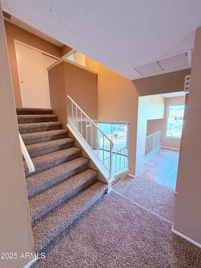 Building Photo - 4612 W Jupiter Way