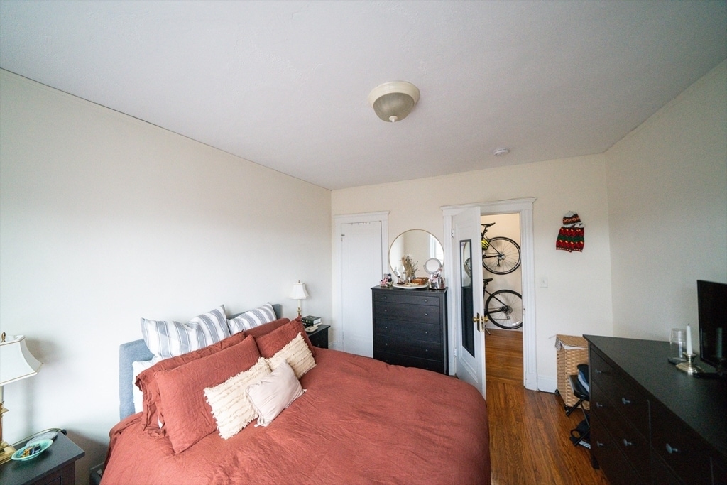 Building Photo - 43 Selkirk Rd