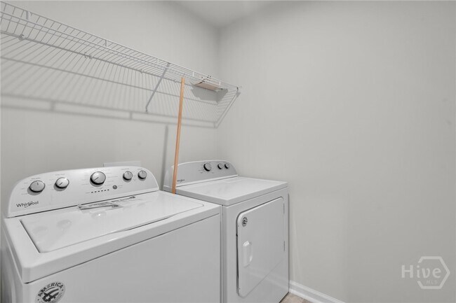 Building Photo - 124 Benelli Dr