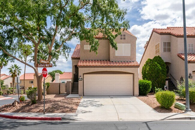 Building Photo - Fully Remodeled Corner-Lot Home with Dual Primary Suites & Private Patio
