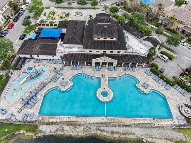 Building Photo - 9341 SW 171st Ct