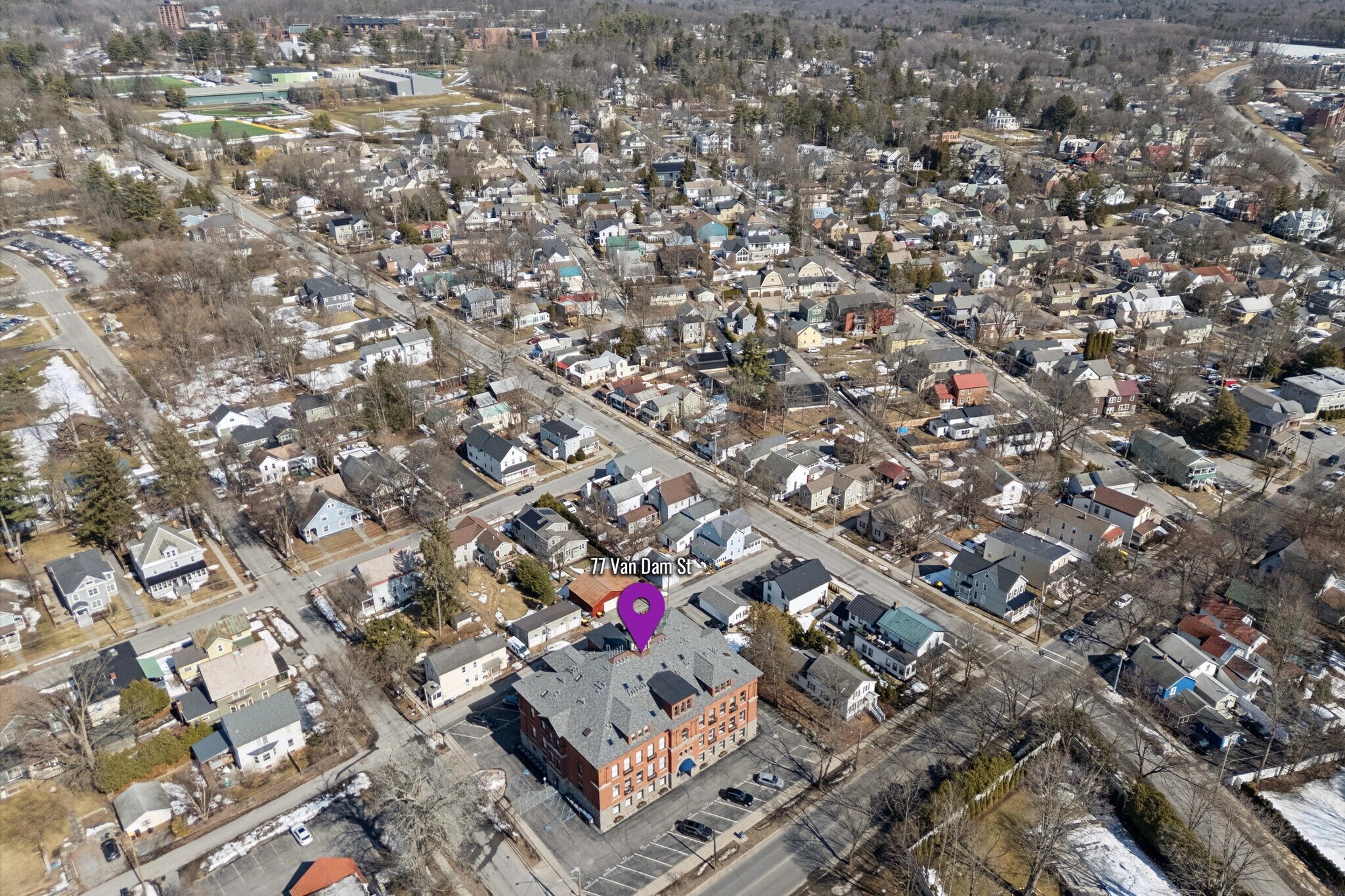 Building Photo - 77 Van Dam St