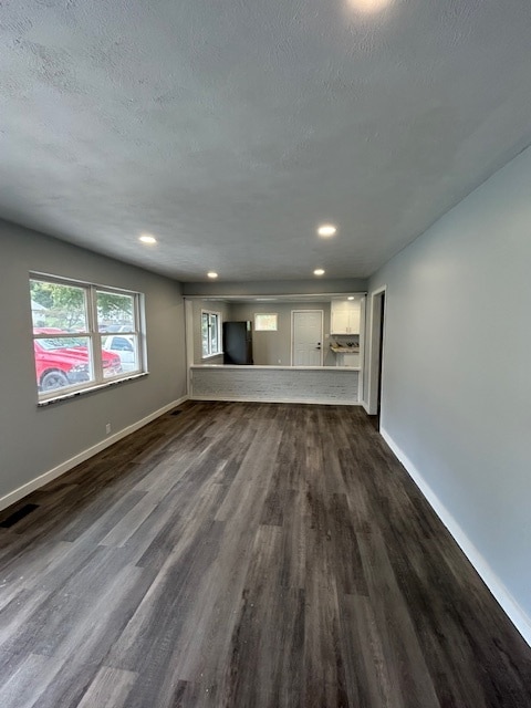 Building Photo - 236 Riggs Ave