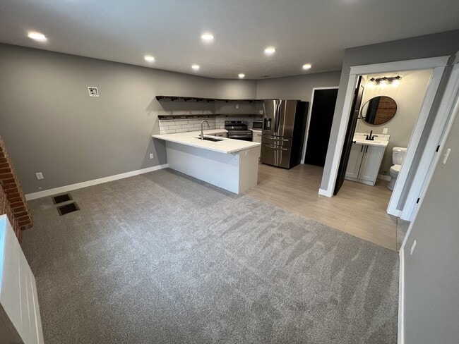 Building Photo - Jones Building