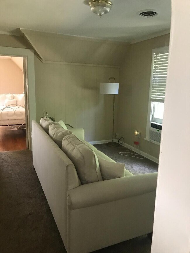 2021 - 316 N Van Buren St