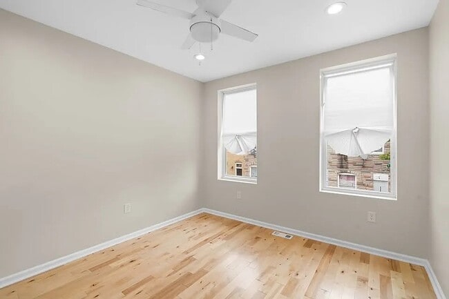 Building Photo - 2510 E Fayette St