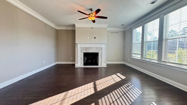 Building Photo - 583 Bunchgrass St