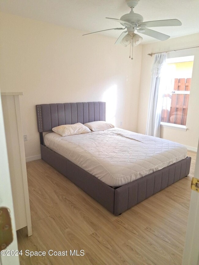 Building Photo - 4550 Bellaluna Dr