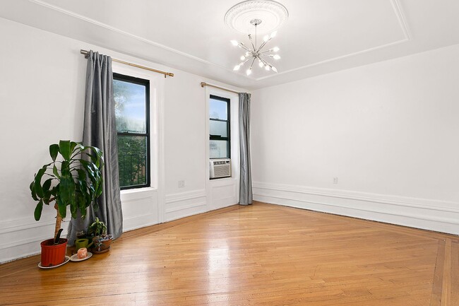 Building Photo - 15 Butler Pl