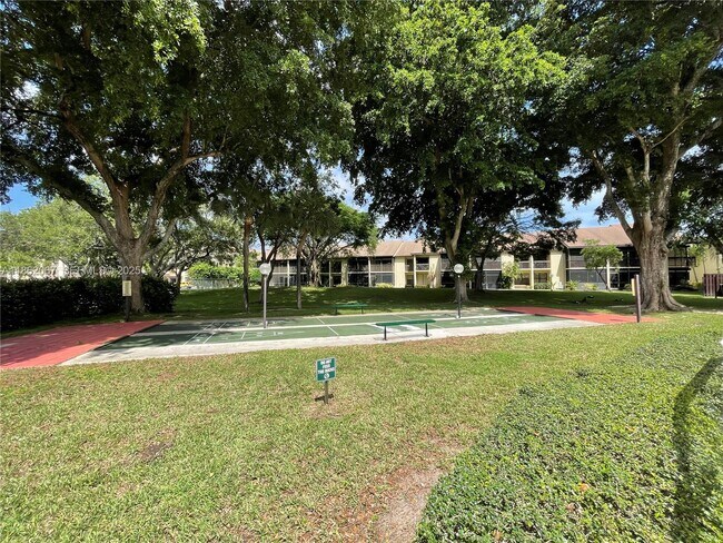 Building Photo - 1953 SW 15th St