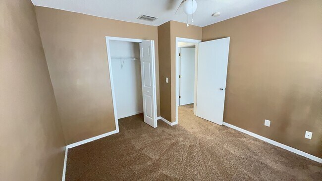 Building Photo - MOVE IN SPECIAL- Newly renovated 3 bedroom/2.5 bath townhouse for rent located in the lovely gate...