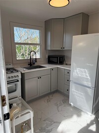 Building Photo - 516 N J St