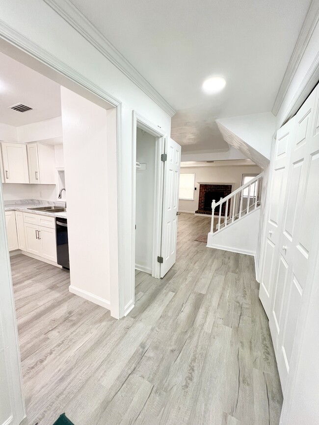 Building Photo - 5424 Scholarship Dr