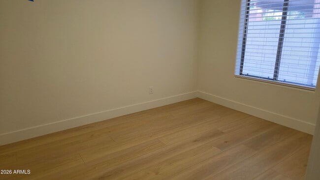 Building Photo - 9616 E Sheena Dr