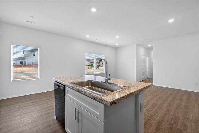 Building Photo - 6802 SW Dignity Ave