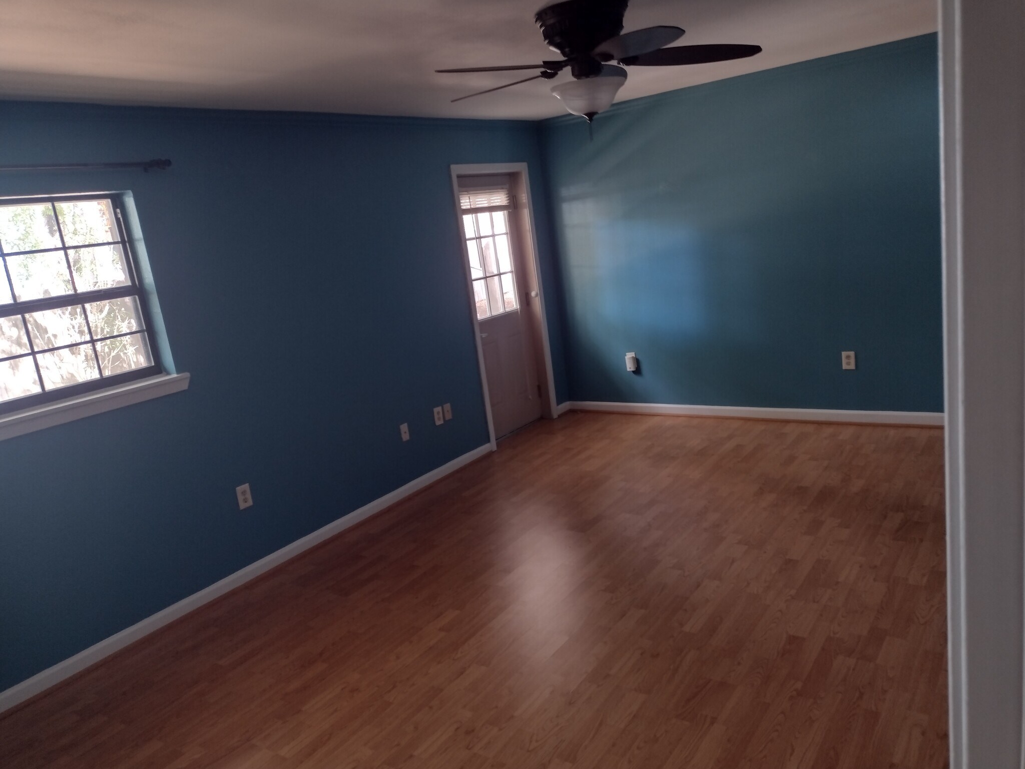 Building Photo - 1620 Landry Dr