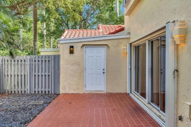 Building Photo - 1353 Springside Dr